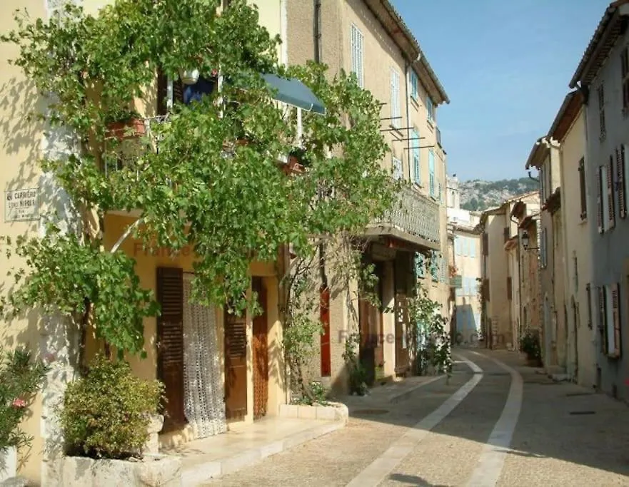 Emplacement Magnifique, En Pleine Nature, 3 Pcs, 4 Pers, Belvedere Exceptionnel Mons  Mons (Var)